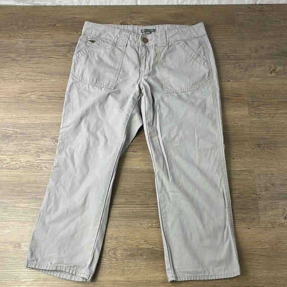 Gap Factory Women’s Mid Rise Grey Crop Capri, size 8 - Picture 6 of 12